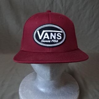 ヴァンズ(VANS)のUSA購入 バンズ【VANS】ワッペンロゴ刺繍付キャップ エンジ(キャップ)