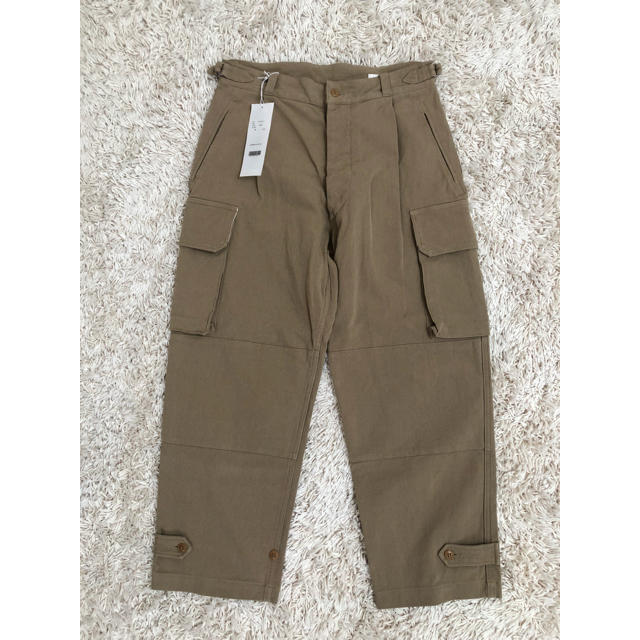 COMOLI／20SS コットンツイル 6ポケットパンツ KHAKI | フリマアプリ ラクマ