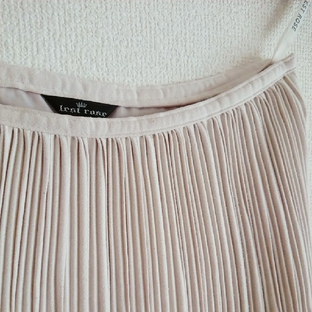 L'EST ROSE(レストローズ)の【L'EST ROSE】 刺繍 プリーツスカート レディースのスカート(ひざ丈スカート)の商品写真