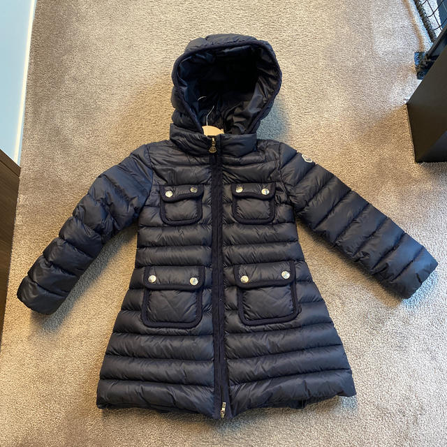 MONCLER(モンクレール)のモンクレール　ダウン　サイズ6 キッズ/ベビー/マタニティのキッズ服女の子用(90cm~)(コート)の商品写真