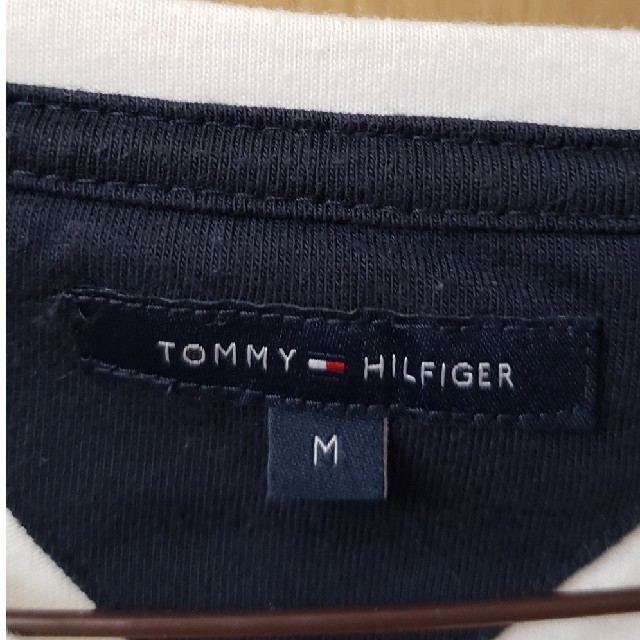 TOMMY HILFIGER(トミーヒルフィガー)のTOMMY HILFIGER　ゲリラ値下げ！ レディースのトップス(Tシャツ(半袖/袖なし))の商品写真