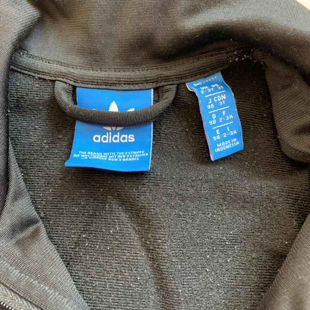 adidas(アディダス)のkids  adidas上下ジャージ　110サイズ キッズ/ベビー/マタニティのキッズ服男の子用(90cm~)(その他)の商品写真