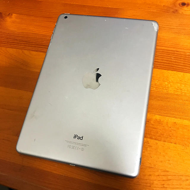 iPad(アイパッド)のiPad Air A1474 ジャンク スマホ/家電/カメラのPC/タブレット(タブレット)の商品写真