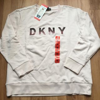 ダナキャランニューヨーク(DKNY)の新品タグ付　DKNYトレーナー　ピンク　Mサイズ(トレーナー/スウェット)