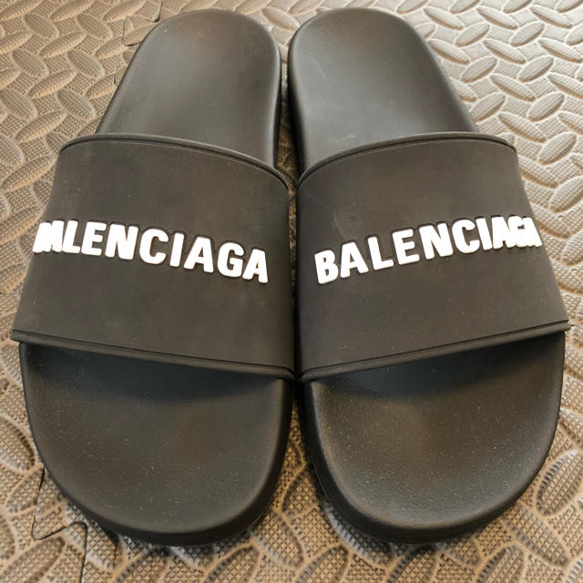 ラバー付属品バレンシアガ BALENCIAGA シャワーサンダル