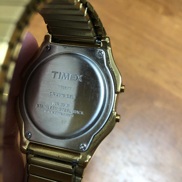 TIMEX(タイメックス)のTIMEX  クラシックデジタル オリジナル ゴールド  T78677 メンズの時計(腕時計(デジタル))の商品写真