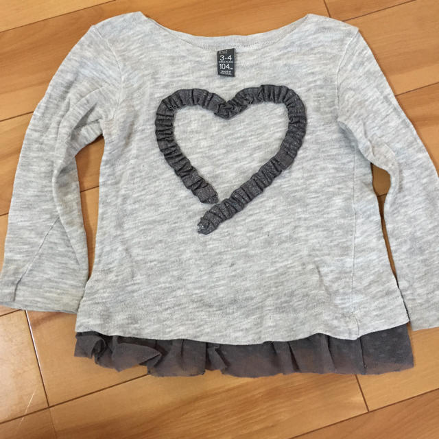 ZARA KIDS(ザラキッズ)のザラ 104センチ 長袖カットソー キッズ/ベビー/マタニティのキッズ服女の子用(90cm~)(Tシャツ/カットソー)の商品写真