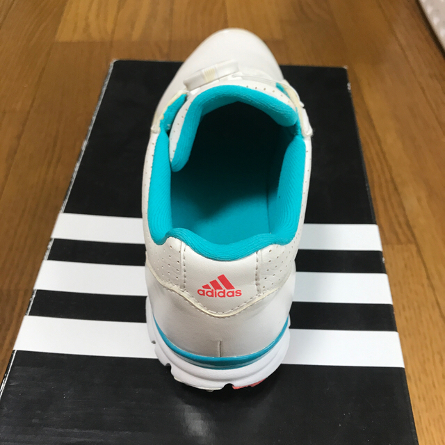 adidas(アディダス)のadidasゴルフ　レディース　スパイクレスシューズ レディースの靴/シューズ(その他)の商品写真