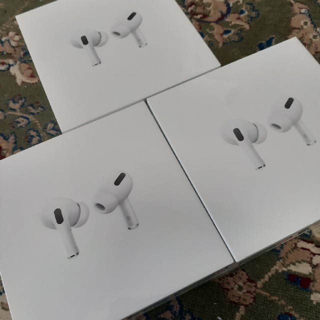 AirPods Pro（エアポッド）MWP22J/Aオーディオ機器