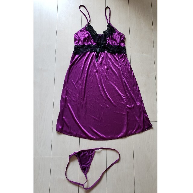 キャミソールルームウェア　紫2点セット レディースのルームウェア/パジャマ(ルームウェア)の商品写真