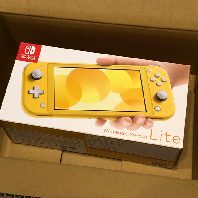 Nintendo Switch Lite イエロー　どうぶつの森　スイッチ