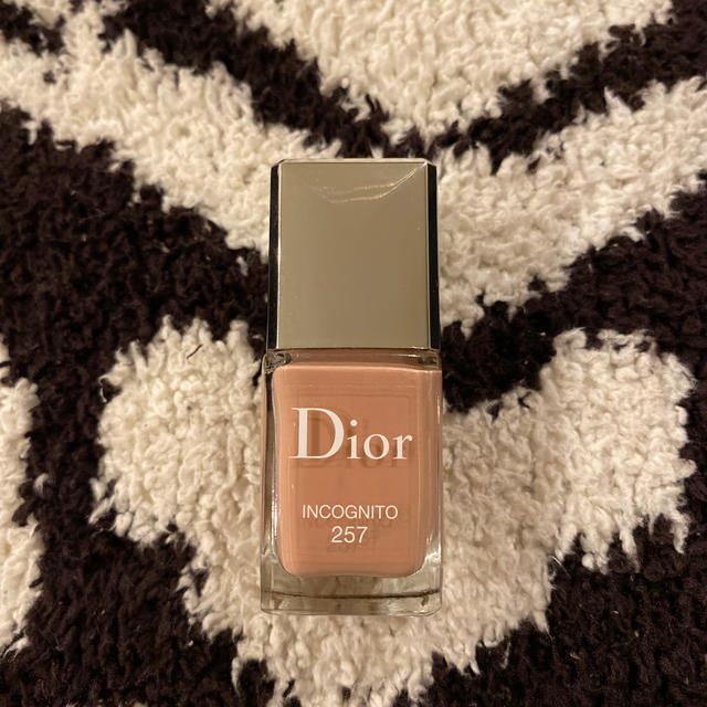 Dior(ディオール)のDior ヴェルニ(ネイルエナメル) INCOGNITO 257 コスメ/美容のネイル(ネイル用品)の商品写真