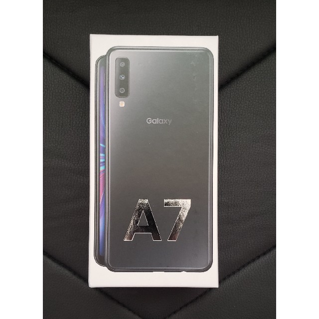 版Galaxy A7 ブラック 64 GB SIMフリーです☆