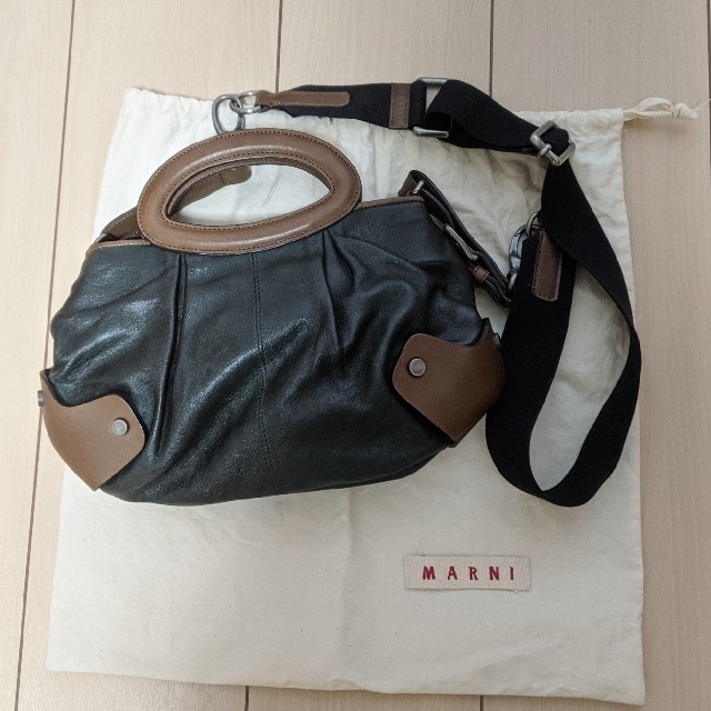 いとちゃんさまご専用　MARNI バルーン バッグ 2way グリーン