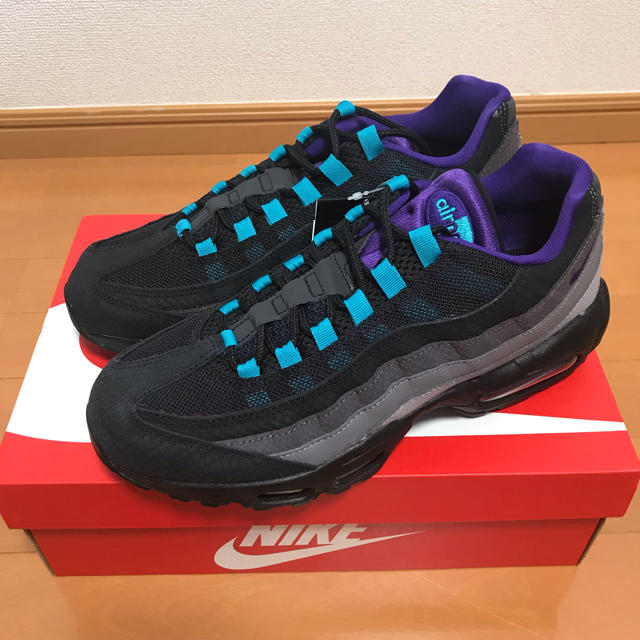 AIR MAX 95 LV8