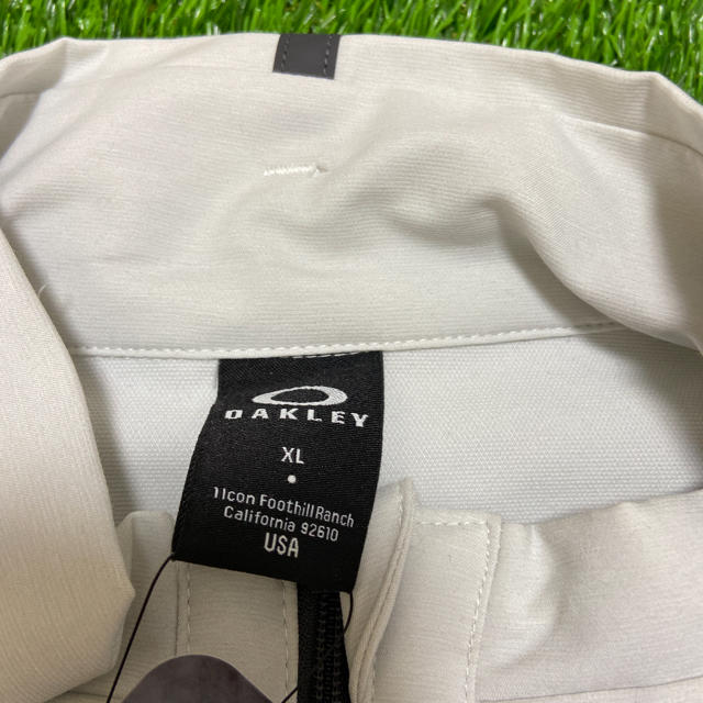 Oakley(オークリー)の新品！オークリー　ナイロンジャケット メンズのジャケット/アウター(ナイロンジャケット)の商品写真
