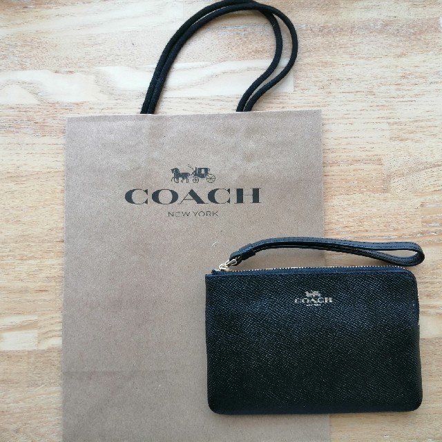 COACH(コーチ)のコーチ　ポーチ　袋付き レディースのファッション小物(ポーチ)の商品写真