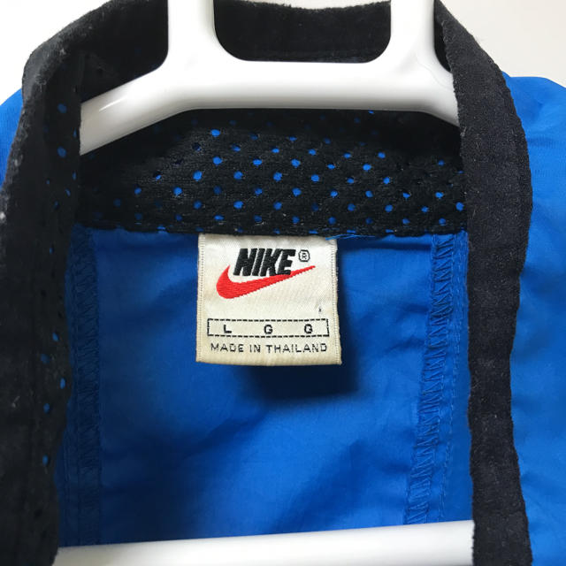 NIKE(ナイキ)の【90's】 ナイキNIKE ワンポイント刺繍ポリジャケット メンズのジャケット/アウター(ナイロンジャケット)の商品写真