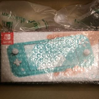 ニンテンドースイッチ(Nintendo Switch)の【新品】ニンテンドー スイッチ ライト Nintendo Switch Lite(携帯用ゲーム機本体)