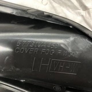 スバル - 新車外し スバルVM系レヴォーグ後期純正フォグランプカバー