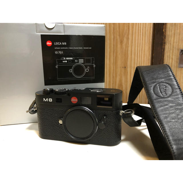 LEICA(ライカ)の7/17-20値下中 Leica M8 静音・革カスタム エングレーブ仕様 美品 スマホ/家電/カメラのカメラ(デジタル一眼)の商品写真