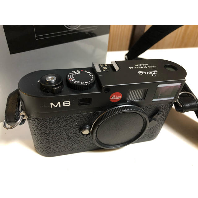 LEICA(ライカ)の7/17-20値下中 Leica M8 静音・革カスタム エングレーブ仕様 美品 スマホ/家電/カメラのカメラ(デジタル一眼)の商品写真