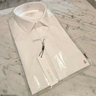 カルバンクライン(Calvin Klein)のカルバンクライン メンズ白ワイシャツ長袖(シャツ)