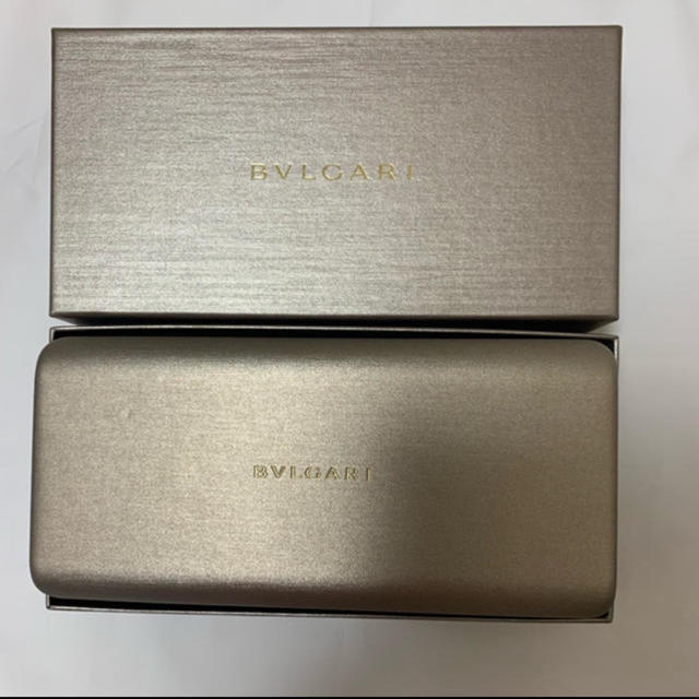 BVLGARI(ブルガリ)のブルガリサングラス新品 レディースのファッション小物(サングラス/メガネ)の商品写真