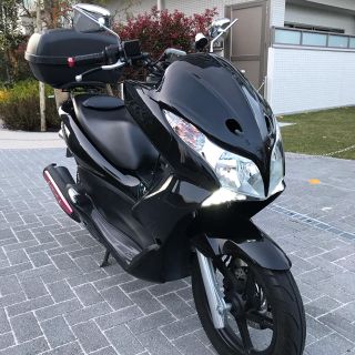 PCX 125 ブラック(車体)