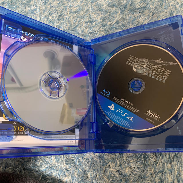 PlayStation4(プレイステーション4)のFF7 リメイク　 エンタメ/ホビーのゲームソフト/ゲーム機本体(家庭用ゲームソフト)の商品写真