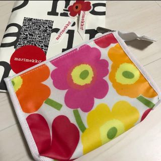 マリメッコ(marimekko)のマリメッコ　ウニッコ　ポーチ(ポーチ)