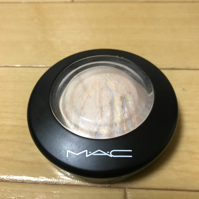MAC(マック)のM.A.C ハイライト コスメ/美容のベースメイク/化粧品(フェイスパウダー)の商品写真