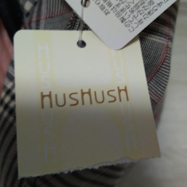 HusHush(ハッシュアッシュ)のHusHusH　春夏のオシャレに!ベレー帽　新品未使用品　チェック柄 レディースの帽子(ハンチング/ベレー帽)の商品写真