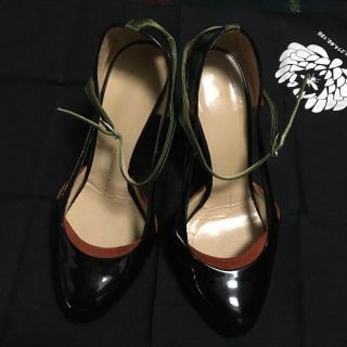 ジュゼッペザノッティデザイン(Giuseppe Zanotti Design)のジュゼッペザノッティ  エナメルハイヒール　パンプス(ハイヒール/パンプス)