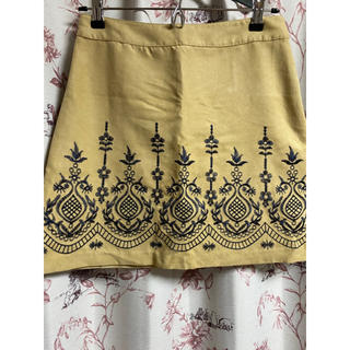 オゾック(OZOC)のOZOC⭐︎ベージュ⭐︎刺繍⭐︎スカート(ミニスカート)