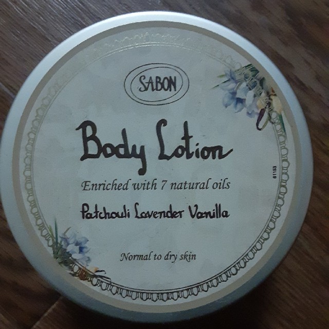 SABON(サボン)のSABON ボディローション パチュリラベンダーバニラ コスメ/美容のボディケア(ボディクリーム)の商品写真