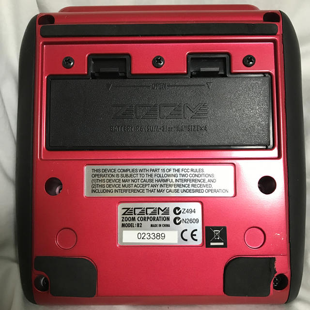 Zoom(ズーム)のZOOM B2 ベース マルチエフェクター 楽器のベース(ベースエフェクター)の商品写真