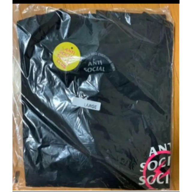 ANTI(アンチ)のFragment x Assc Pink Bolt Tee サイズL メンズのトップス(Tシャツ/カットソー(半袖/袖なし))の商品写真