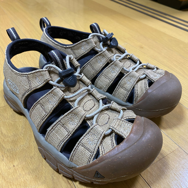 【KEEN NEWPORT RETORO】サンダル