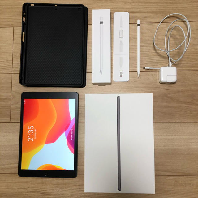 【4点セット】iPad 第7世代 (10.2インチ,Wi-Fi) スペースグレイ