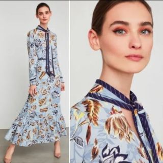 ビーシービージーマックスアズリア(BCBGMAXAZRIA)のBCBG ロングワンピース　(ロングワンピース/マキシワンピース)