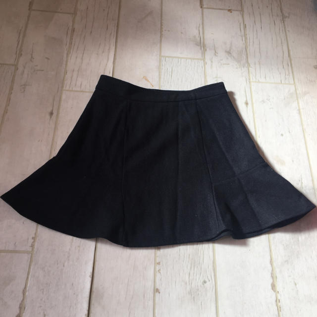 dholic(ディーホリック)のDholic 裾フレアミニスカート レディースのスカート(ミニスカート)の商品写真