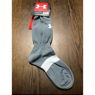 アンダーアーマー(UNDER ARMOUR)のサッカーソックス　19〜21 新品(靴下/タイツ)