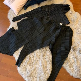 プリーツプリーズイッセイミヤケ(PLEATS PLEASE ISSEY MIYAKE)の④イッセイミヤケ　プリーツプリーズ　PATAPATA パンツ　黒(サルエルパンツ)