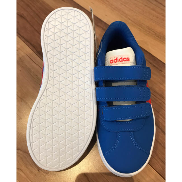 adidas(アディダス)のまりん様専用 キッズ/ベビー/マタニティのキッズ靴/シューズ(15cm~)(スニーカー)の商品写真