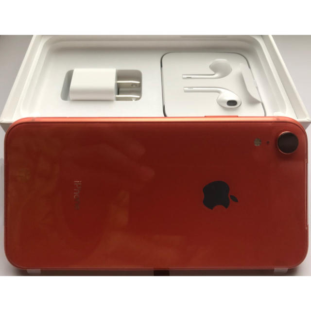 iPhone(アイフォーン)のiPhone XR 128GB コーラル スマホ/家電/カメラのスマートフォン/携帯電話(スマートフォン本体)の商品写真