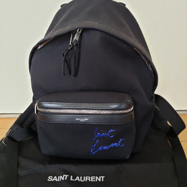 Saint Laurent(サンローラン)のmm様専用ページ★　SAINT LAURENT★バックパック レディースのバッグ(リュック/バックパック)の商品写真