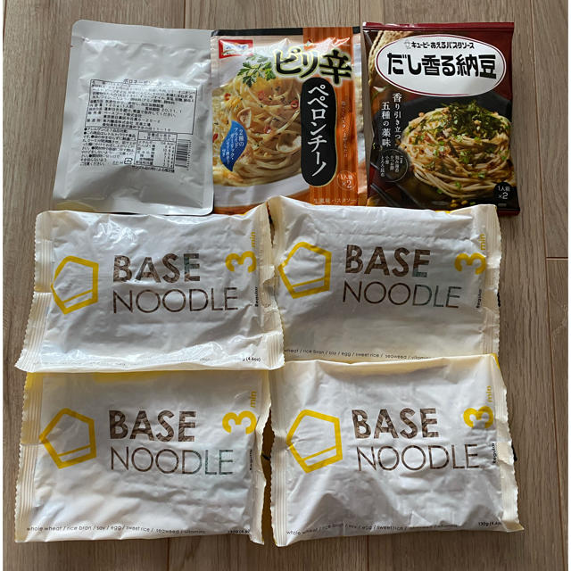 BASE NOODLR 4食セット、パスタソース 食品/飲料/酒の食品(麺類)の商品写真