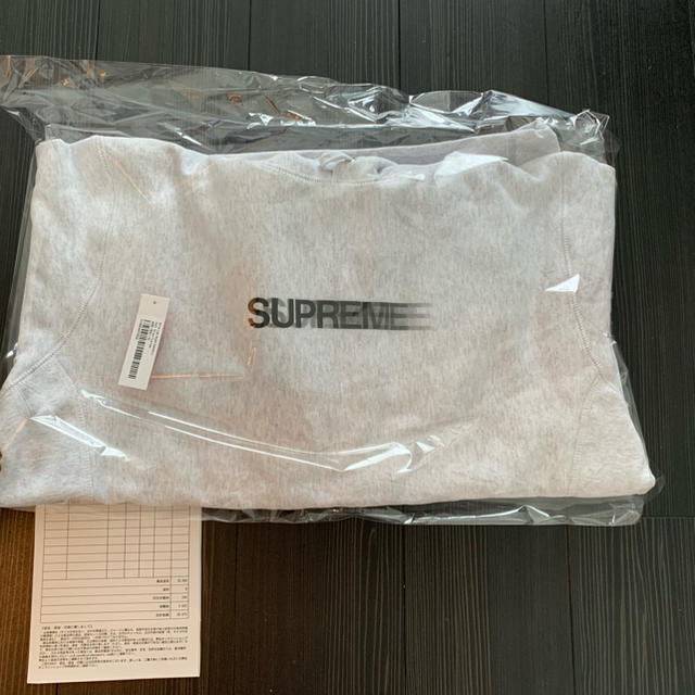 Supreme(シュプリーム)のSupreme Motion Logo Hooded Sweatshirt  メンズのトップス(パーカー)の商品写真