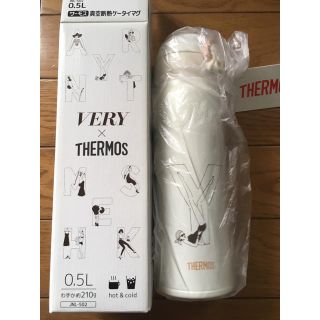 サーモス(THERMOS)の【sana様専用】VERY×THERMOSコラボ オリジナルイニシャルボトル(タンブラー)